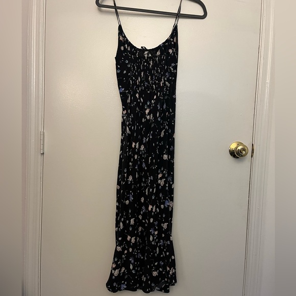 Aritzia Wilfred Naomi 100% Silk Midi Dress - Picture 7 of 10